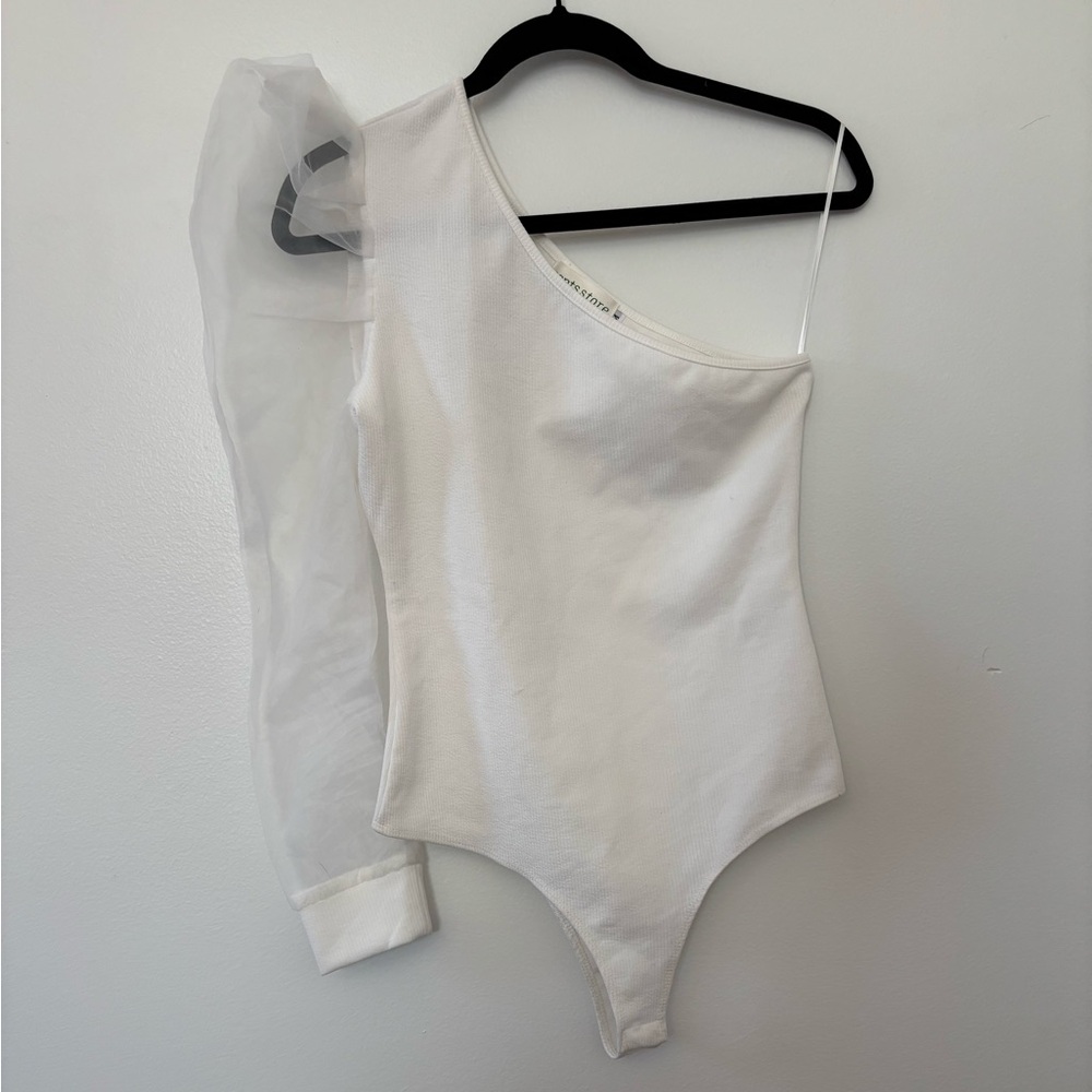 Pants Store White One-Shoulder Bodysuit with Sheer Sleeve